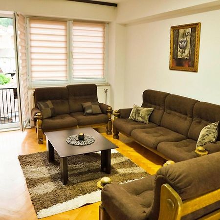 Vijecnica View 2Bdr Apartment With Balcony - Best Location Sarajevo Eksteriør billede