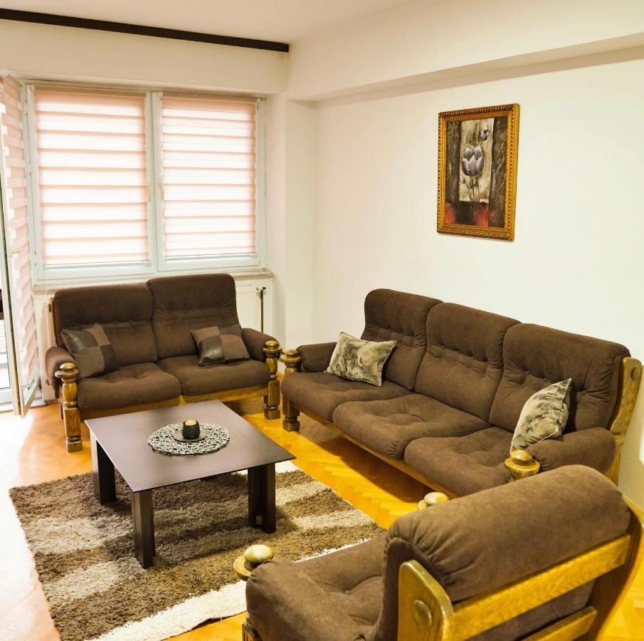 Vijecnica View 2Bdr Apartment With Balcony - Best Location Sarajevo Eksteriør billede